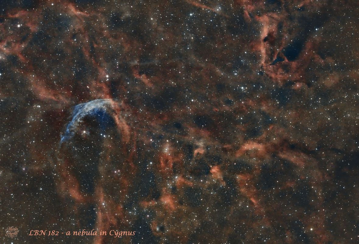 LBN 182 faint nebula in Cygnus